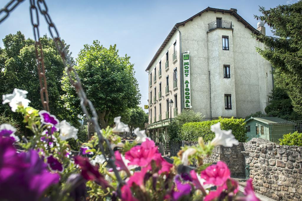 Logis Hotel Restaurant Le Mont Aigoual Meyrueis Exterior photo